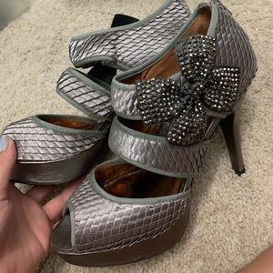 POETIC LICENSE PUMPS